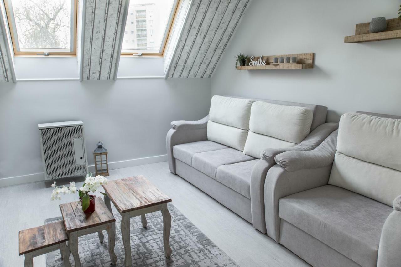 エゲルFarmhouse Apartmanアパートメント エクステリア 写真